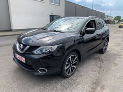Schwarz Gebraucht 2015 Nissan Qashqai Tekna SUV | 12.450 € (Fairer Preis)