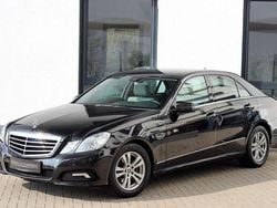 Schwarz Gebraucht 2010 Mercedes E200 Avantgarde Limousine | 7.900 € (Fairer Preis)