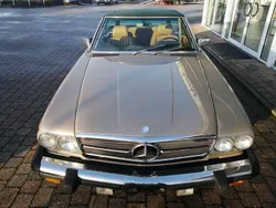 Gold Gebraucht 1986 Mercedes 560 | 20.950 €