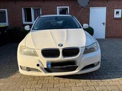 Weiß Gebraucht 2009 BMW 318 Kombi | 1.250 € (Superpreis)