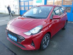 Rot Gebraucht 2024 Hyundai i10 Kleinwagen | 14.450 €