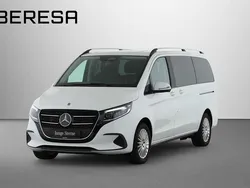 Bergkristallweiß Gebraucht 2024 Mercedes V250 Style Van / Kleinbus | 73.880 €