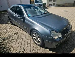 Grau Gebraucht 2002 Mercedes C230 Coupé | 2.500 € (Fairer Preis)