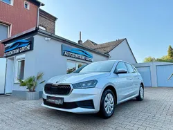 Silber Gebraucht 2022 Skoda Fabia Active Limousine | 13.990 € (Guter Preis)