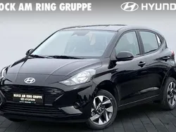 Phantom black, innenraum blac Neu 2025 Hyundai i10 Trend Kleinwagen | 15.490 € (Fairer Preis)