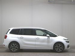 Weiss Gebraucht 2020 Citroën C4 SpaceTourer Shine Van / Kleinbus | 8.990 € (Superpreis)