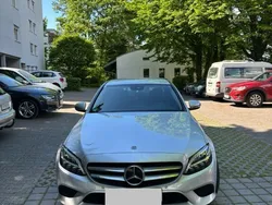 Silber Gebraucht 2018 Mercedes C220 Limousine | 20.400 € (Fairer Preis)