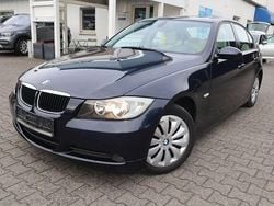 Monacoblau metallic Gebraucht 2008 BMW 320 Advantage Limousine | 4.970 € (Guter Preis)