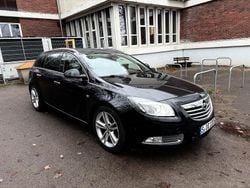 Schwarz Gebraucht 2013 Opel Insignia Kombi | 3.600 € (Fairer Preis)