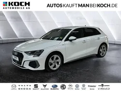 Weiß Gebraucht 2024 Audi A3 Sportback S-Line Limousine | 27.990 € (Guter Preis)