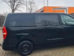 Schwarz Gebraucht 2011 Hyundai H-1 Van / Kleinbus | 7.900 € (Teuer)