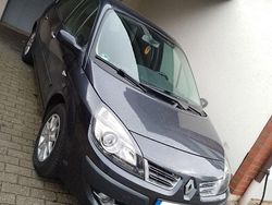 Violet Gebraucht 2008 Renault Scénic II Van / Kleinbus | 3.000 €