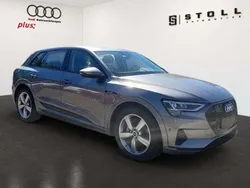 Taifungrau metallic Gebraucht 2021 Audi e-tron Advanced SUV | 28.990 € (Superpreis)