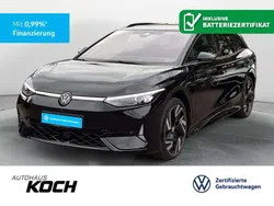 Grenadillschwarz metallic Gebraucht 2024 VW ID.7 GTX Limousine | 63.430 €