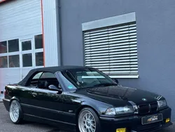 Schwarz Gebraucht 1994 BMW 320 Cabriolet M Sport Cabrio | 10.990 €