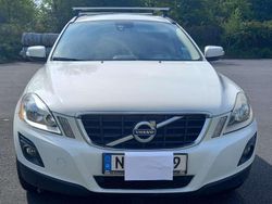 Weiß Gebraucht 2010 Volvo XC60 SUV | 9.900 € (Teuer)
