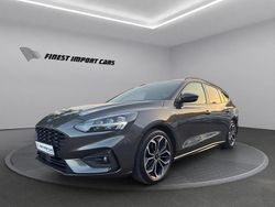 Grau Gebraucht 2019 Ford Focus ST-Line Limousine | 14.800 € (Fairer Preis)