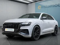 Weiß Gebraucht 2021 Audi Q8 S-Line SUV | 65.299 €