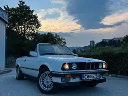 Weiß Gebraucht 1988 BMW 325 Cabriolet Cabrio | 23.000 €