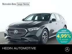 Grau Gebraucht 2024 Mercedes E220 Avantgarde Kombi | 43.980 € (Superpreis)