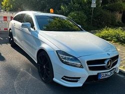 Weiß Gebraucht 2013 Mercedes CLS350 Shooting Brake Kombi | 19.800 €