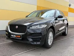 Santorini black Gebraucht 2018 Jaguar F-Pace Pure SUV | 22.990 € (Superpreis)