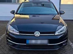 Schwarz Gebraucht 2020 VW Golf VII Kombi | 12.500 € (Superpreis)