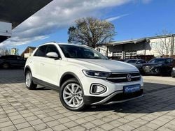 Pure white/weiß Gebraucht 2023 VW T-Roc Style SUV | 26.990 € (Guter Preis)
