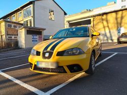 Gelb Gebraucht 2006 Seat Ibiza Kleinwagen | 1.600 € (Fairer Preis)