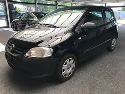 Schwarz Gebraucht 2006 VW Fox Basis Kleinwagen | 1.590 € (Fairer Preis)