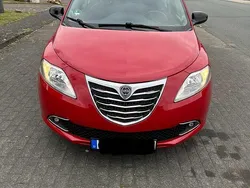 Rot Gebraucht 2014 Lancia Ypsilon Kleinwagen | 6.000 € (Fairer Preis)