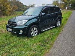 Grün Gebraucht 2004 Toyota RAV4 SUV | 11.900 €