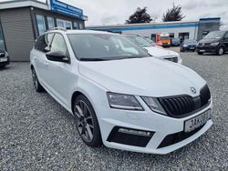 Weiß Gebraucht 2020 Skoda Octavia RS Kombi | 21.790 € (Fairer Preis)