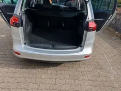 Opel Zafira Tourer