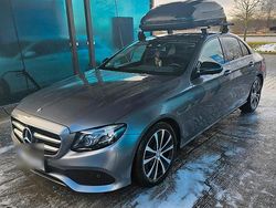 Grau Gebraucht 2016 Mercedes E220 Limousine | 23.500 €