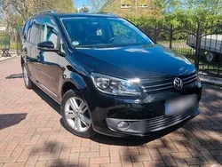 Schwarz Gebraucht 2012 VW Touran Van / Kleinbus | 7.950 € (Fairer Preis)