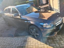Braun Gebraucht 2015 Mercedes C200 Kombi | 13.500 €