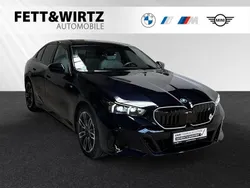 Schwarz Gebraucht 2024 BMW i5 M Sport Limousine | 61.500 € (Guter Preis)
