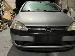 Silber Gebraucht 2003 Opel Corsa Kleinwagen | 650 € (Guter Preis)