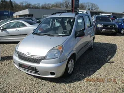 Silber Gebraucht 2000 Toyota Yaris Verso Luna Van / Kleinbus | 2.499 € (Fairer Preis)