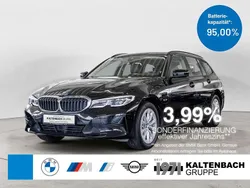 Saphirschwarz Gebraucht 2022 BMW 330e Advantage Kombi | 31.390 € (Etwas zu teuer)