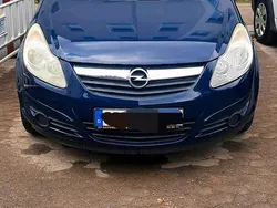 Blau Gebraucht 2009 Opel Insignia Kleinwagen | 2.100 €