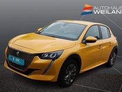 Gelb Gebraucht 2022 Peugeot e-208 Active Kleinwagen | 14.200 € (Guter Preis)