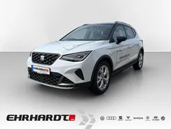 Nevada weiss metallic Gebraucht 2025 Seat Arona FR SUV | 27.990 € (Teuer)