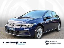 Blau Gebraucht 2021 VW Golf VIII Life Limousine | 19.390 € (Fairer Preis)