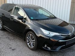 Schwarz Gebraucht 2015 Toyota Avensis Business Edition Kombi | 9.790 € (Guter Preis)