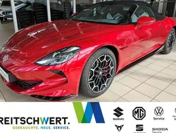 Diamond red Gebraucht 2025 MG Cyberster Cabrio | 59.950 € (Guter Preis)