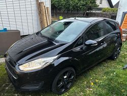 Schwarz Gebraucht 2016 Ford Fiesta Titanium Kleinwagen | 6.300 € (Etwas zu teuer)