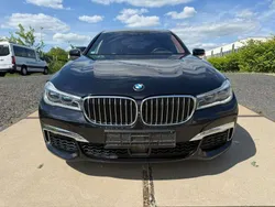 Black sapphire metallic Gebraucht 2018 BMW 750L Executive Limousine | 48.999 €