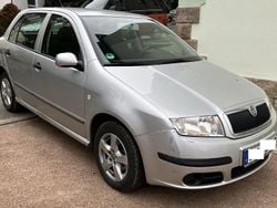 Silber Gebraucht 2006 Skoda Fabia Kleinwagen | 2.000 € (Guter Preis)